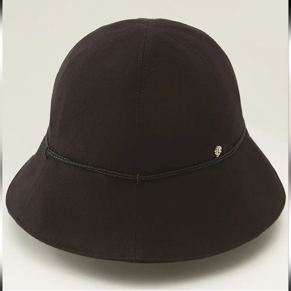 HELEN KAMINSKI LOGO-CHARM COTTON BUCKET HAT IN BLACK : SIZE:ONE SIZE